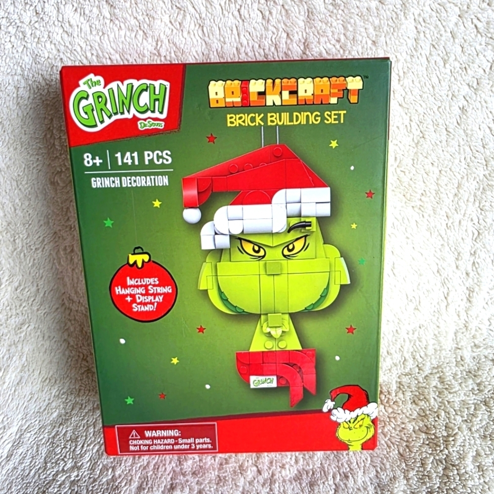 New Brickcraft Christmas Grinch Decoration Brick Building Kit 141 pc, age 8+